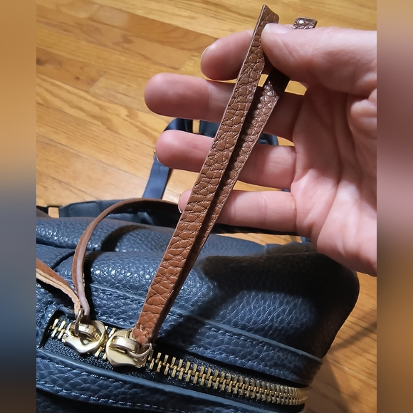 Adrienne Vittadini backpack purse, H 11"/L 13"/ W 5", navy and brown - Picture 4 of 16